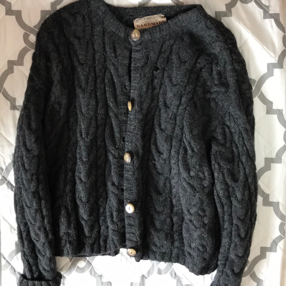 Vintage cable knit Abercrombie & Fitch cardigan